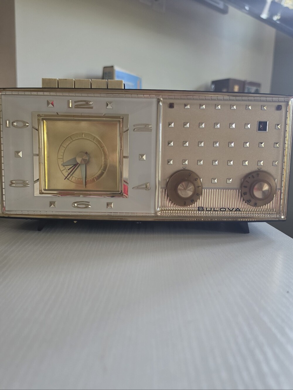 Bulova Gold Vintage Clock Radio - Gold